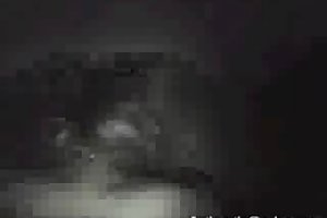 Rakastaja panee aasian tyttö pupu puku