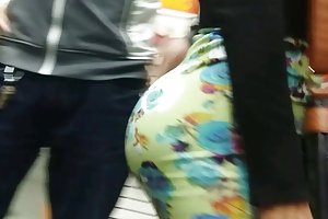 Turisti-englantilainen haiskahtaa perseeseen opiskelija