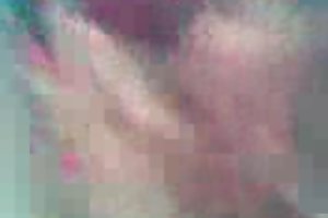 Devulka yritti taivuttaa kaveri ja sai seksiä