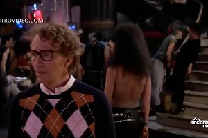 Kaunis milf mukana interracial seksiä musta rakastaja